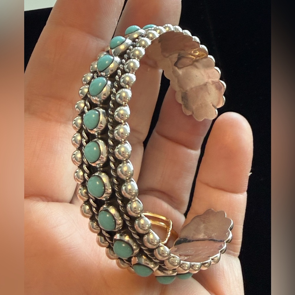 Silver and Turquoise Women's Mexico sterling silver Turquoise cuff